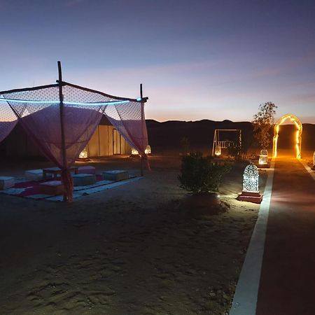 מרזאוגה Desert Romantic Camp מראה חיצוני תמונה